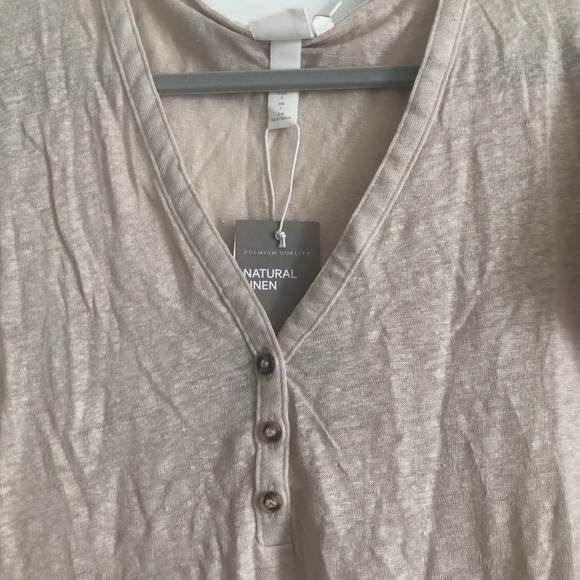 H&M Tops - H & M Linen Top NWT Oatmeal Beige Tan Size L PERFECTLY ADORABLE & So Versatile😊